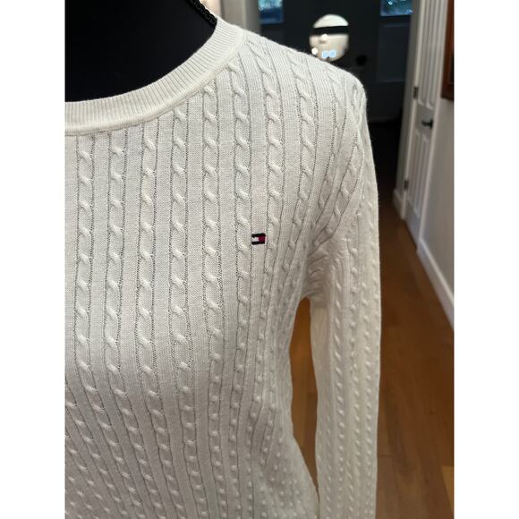Tommy Hilfiger Cable Knit Sweater (Size M) NWT - Picture 11 of 12